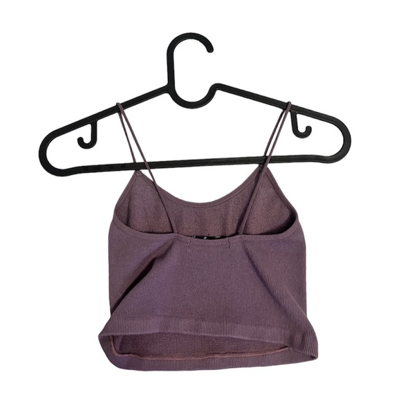 3 Tops camis - Picture 7 of 9